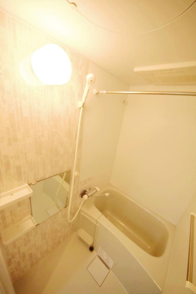 バス・シャワールーム　バス