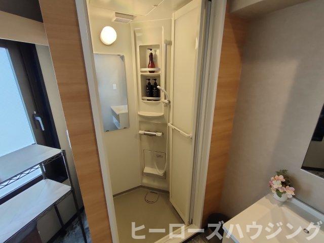 洗面設備　シャワールーム