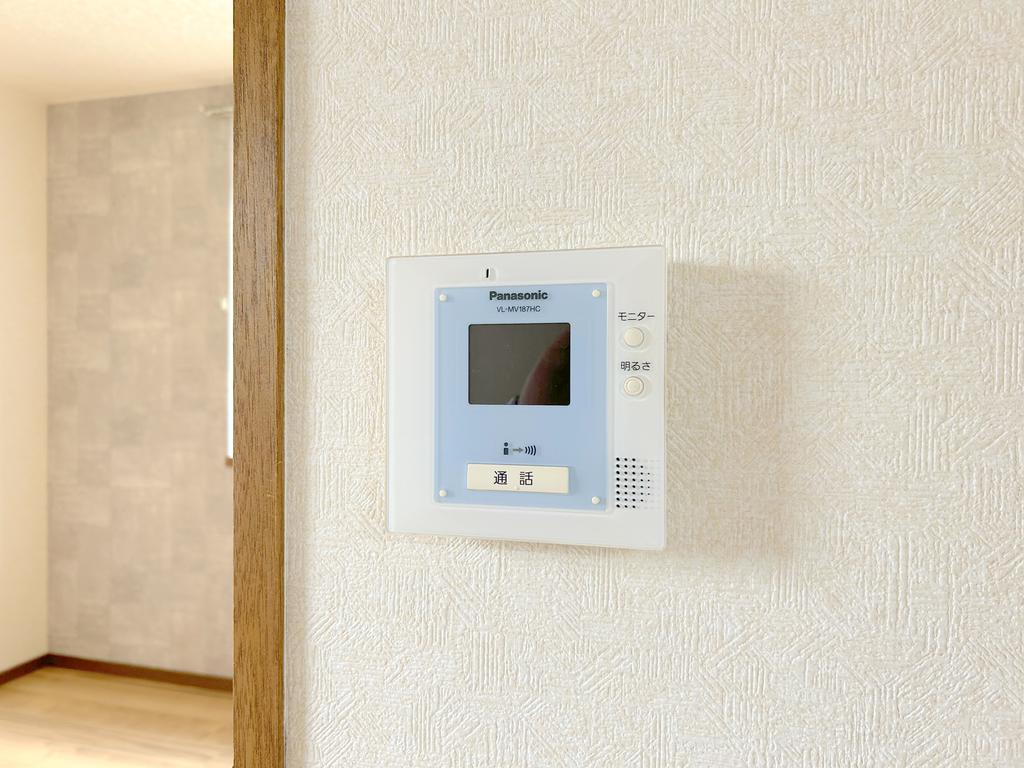 セキュリティ　来客の顔が見えて安心！TVモニターホン付きです♪