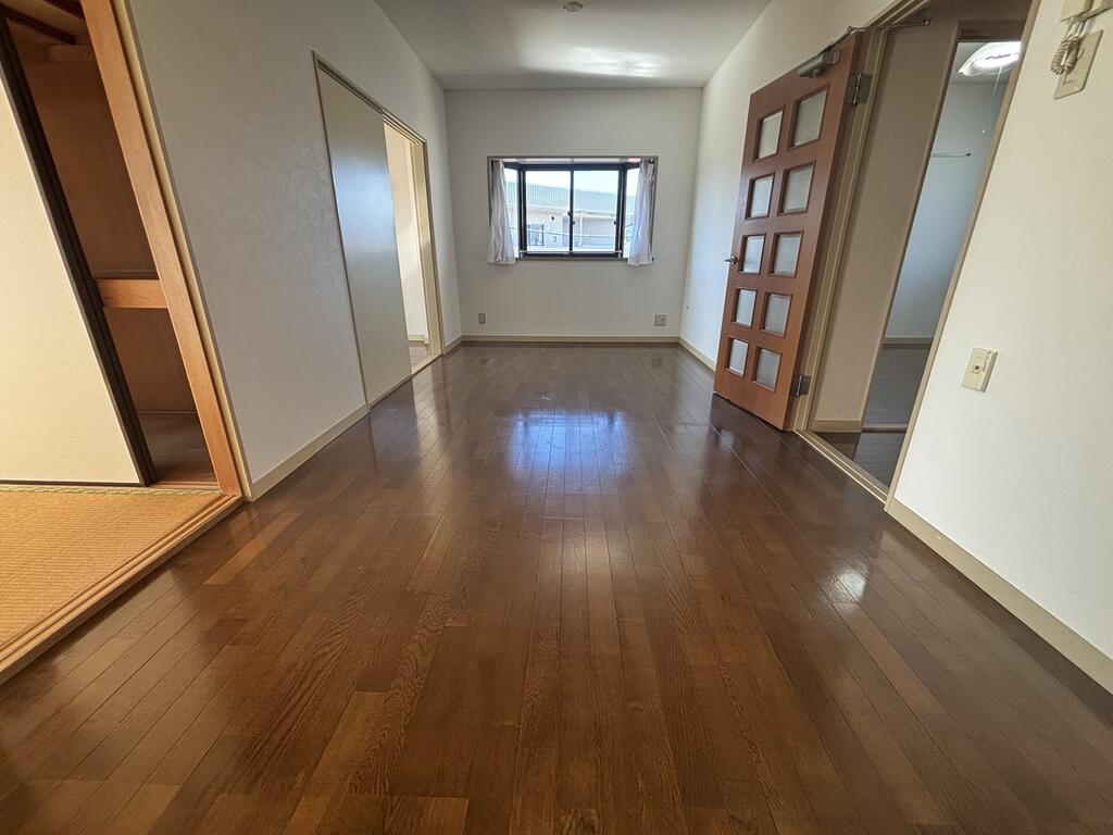 居室・リビング　10帖LDK