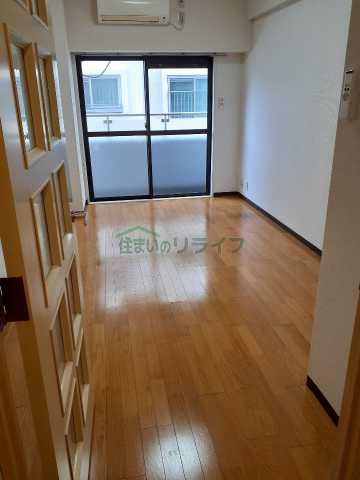 居室・リビング　グローリア初穂桜台II（別部屋の参考写真となります）