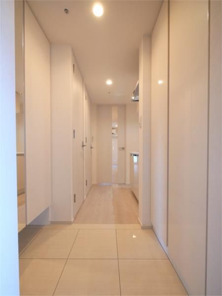 玄関　※別部屋写真参照