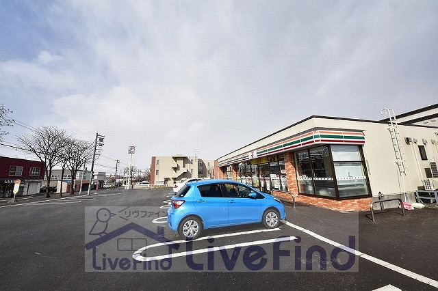 コンビニ　セブンイレブン札幌福住中央通店（コンビニ）まで400m