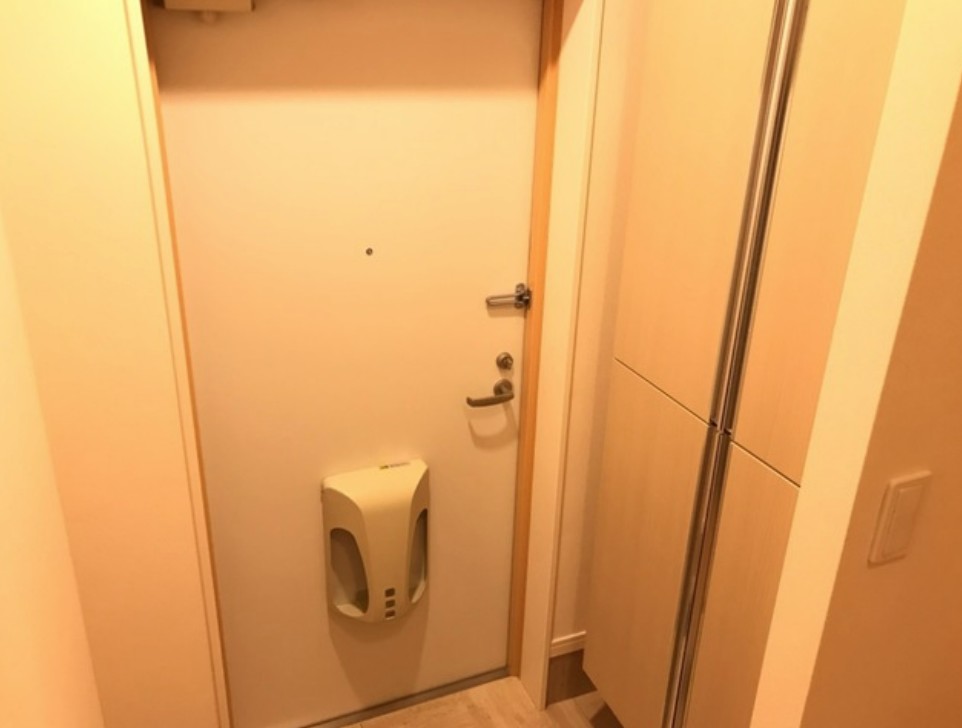 玄関　管理会社施工イメージ