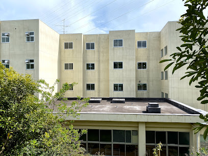 中学校　横浜市立美しが丘中学校（中学校）まで1398m