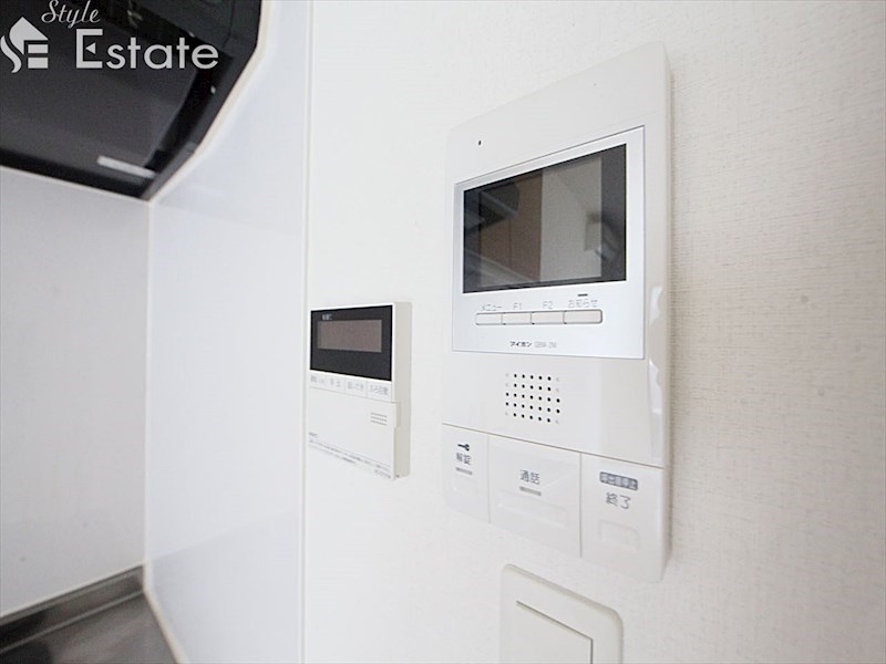 セキュリティ　モニター付きインターホン