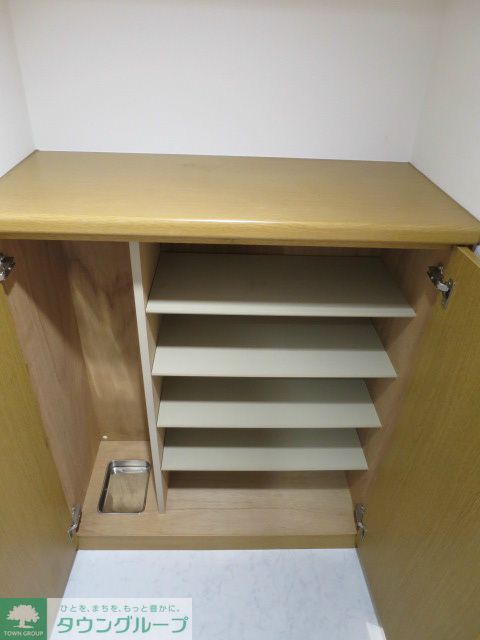 収納　下足入れ