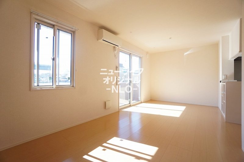 居室・リビング　※同建物他部屋になります。現状優先です。