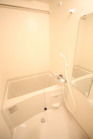 バス・シャワールーム　コンポジット駒込　　北区田端3