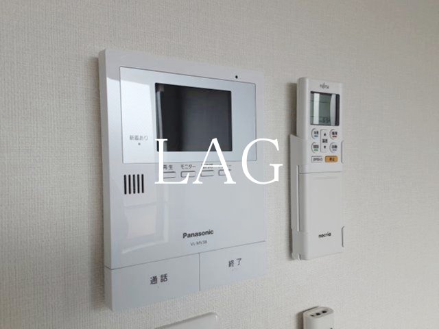 セキュリティ　モニター付きインターホンです。