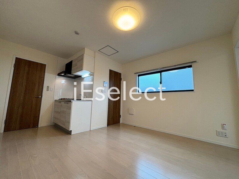 その他部屋・スペース　2面採光で風通しも良いお部屋です