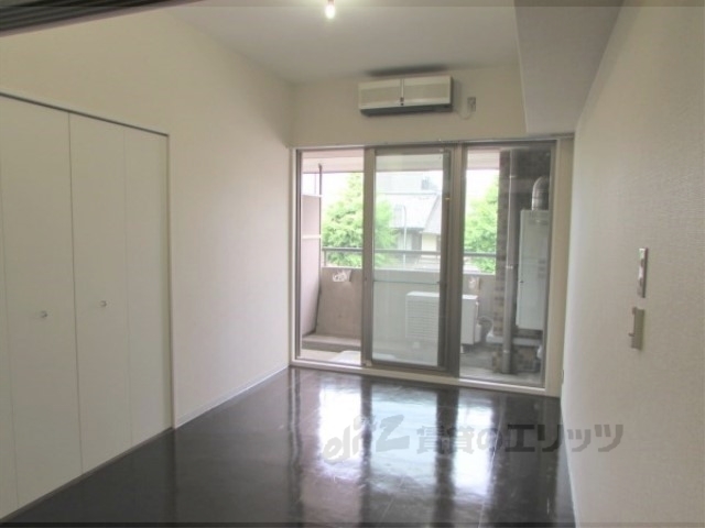 居室・リビング　洋室