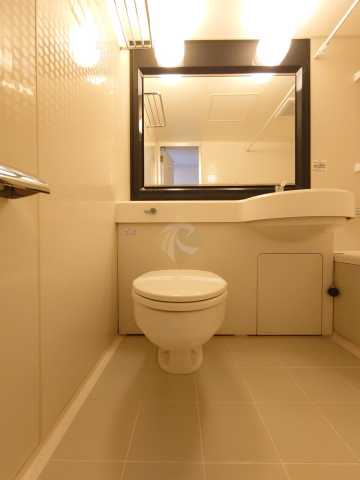 トイレ　室内見学承ります。当店掲載物件以外もまとめてお問合頂けます。