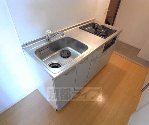 キッチン　二口ガスコンロシステムキッチンです。