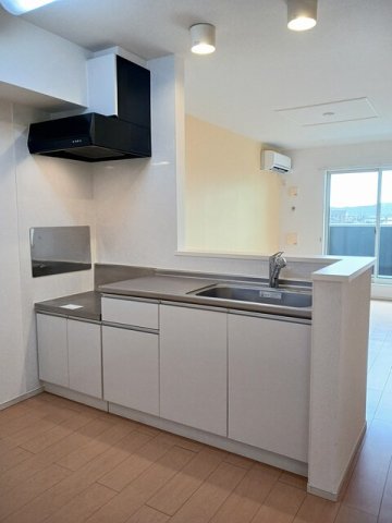 キッチン　キッチンでお料理をお楽しみください