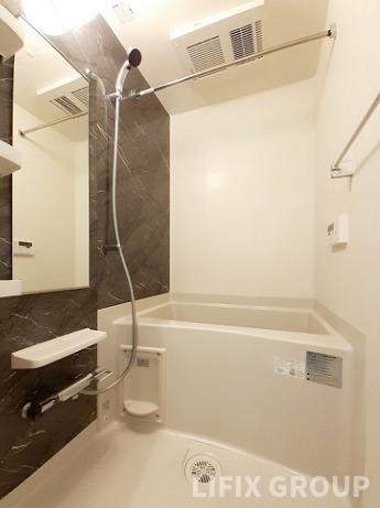 バス・シャワールーム　風呂