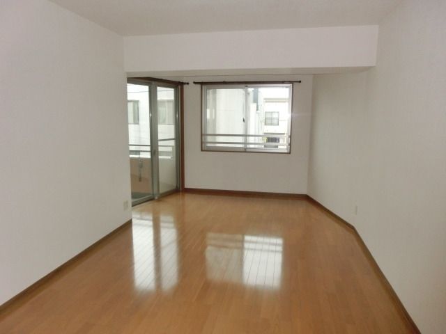 その他部屋・スペース　13.4帖ＬＤＫ