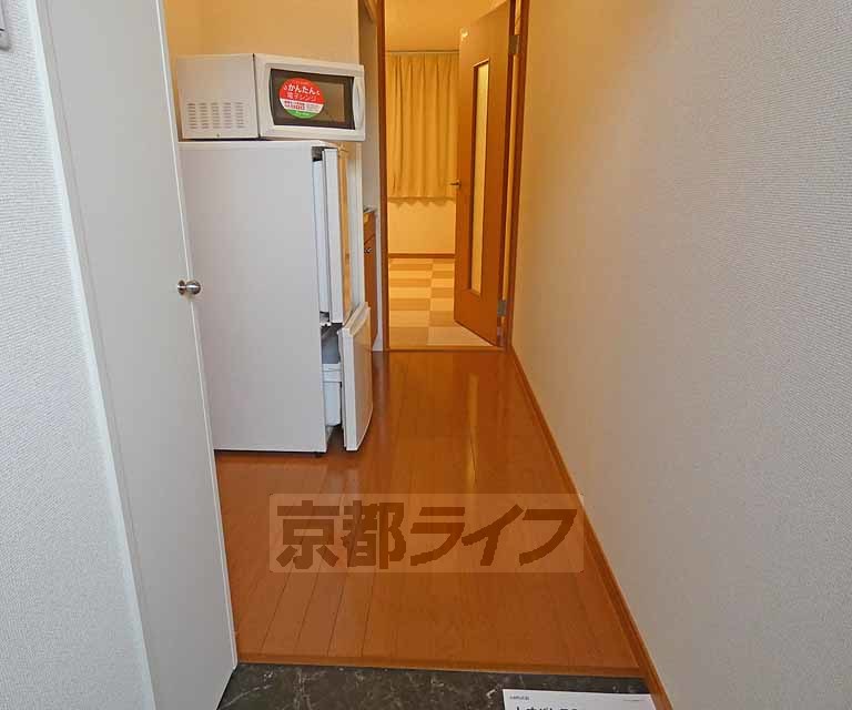 その他部屋・スペース　長い廊下です！