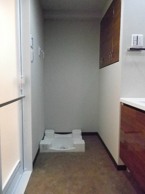 洗面設備　洗濯機置場