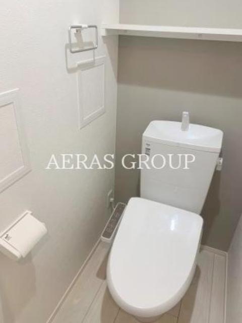 トイレ　温水洗浄便座