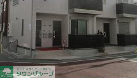 エントランス　エントランス