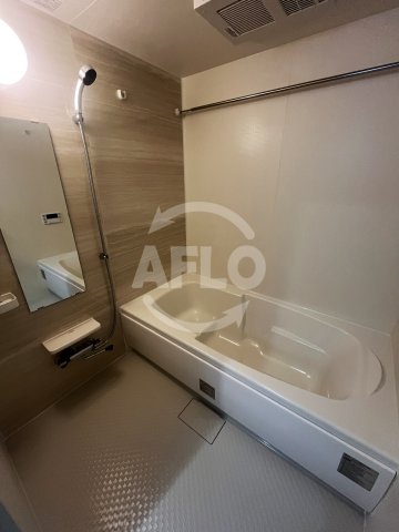 バス・シャワールーム　アルカンシェルコート緑橋　浴室