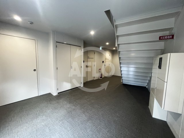 ロビー　アルカンシェルコート緑橋　ロビー