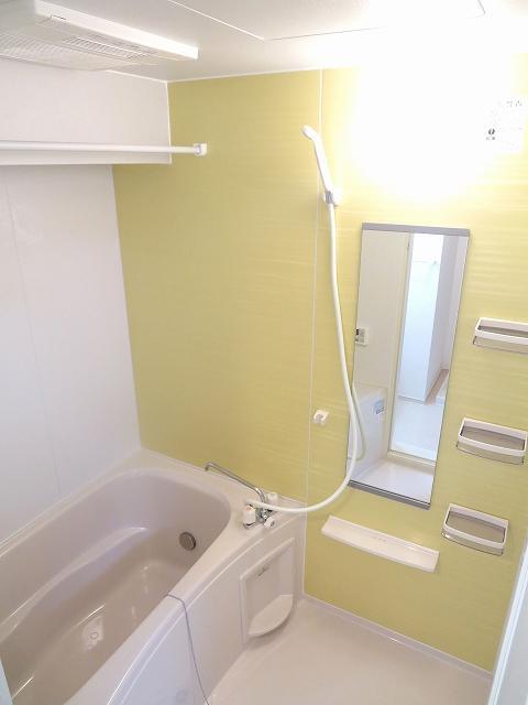 バス・シャワールーム　バスルーム
