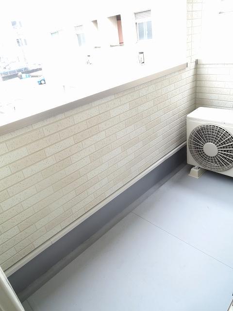 バルコニー　ベランダ