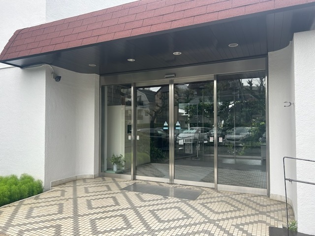 エントランス　エントランス