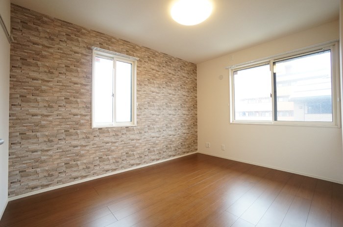 その他部屋・スペース　6.1帖洋室は二面採光のお部屋です☆大容量のウォークインクロ