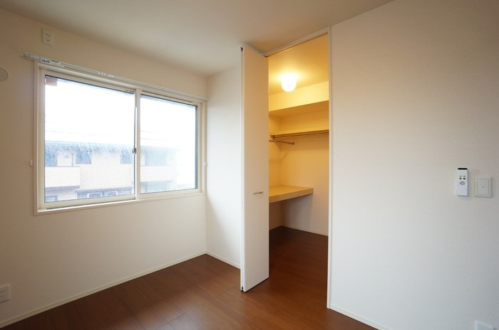 収納　お荷物が増えても安心ですね♪