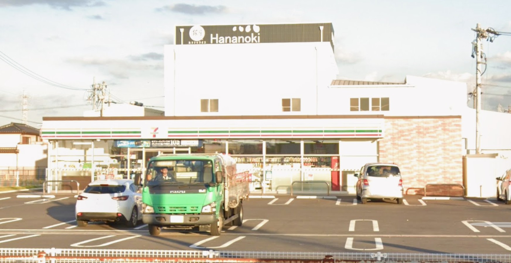 コンビニ　セブンイレブン北名古屋井瀬木店（コンビニ）まで665m