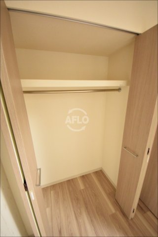 収納　プレサンス北浜レガーロ　クローゼット