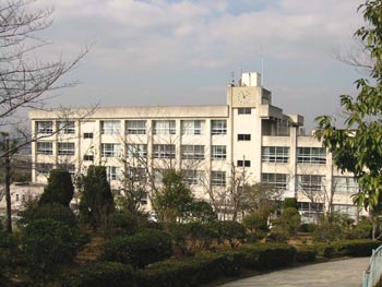 中学校　堅下北中学校（中学校）まで1000m