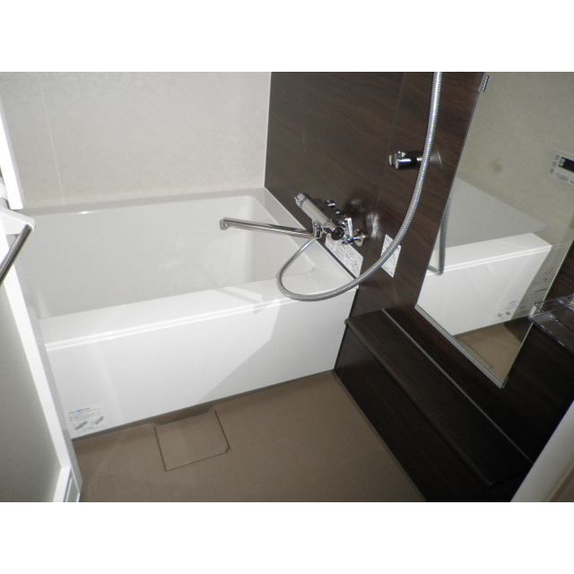 バス・シャワールーム　同タイプ写真　※現況優先
