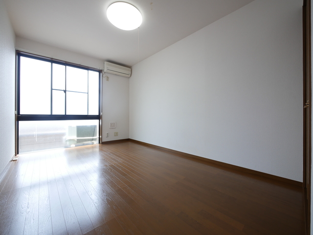 居室・リビング　★日当り良好な明るい洋室です★