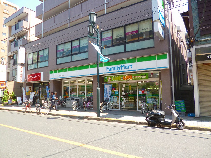 コンビニ　国立中一丁目店（コンビニ）まで241m