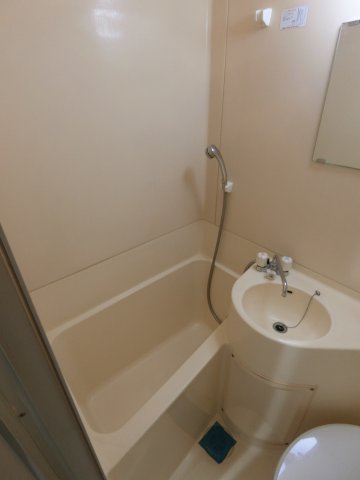 バス・シャワールーム　他のお部屋の参考写真となります。