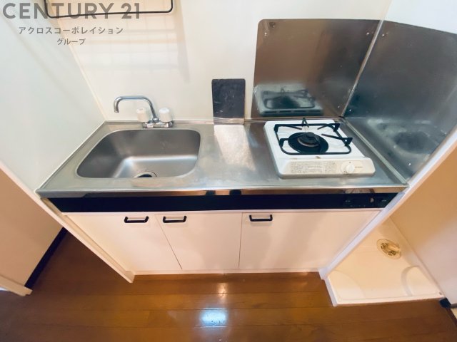 キッチン　壁付けキッチンでスペースを有効活用できます！