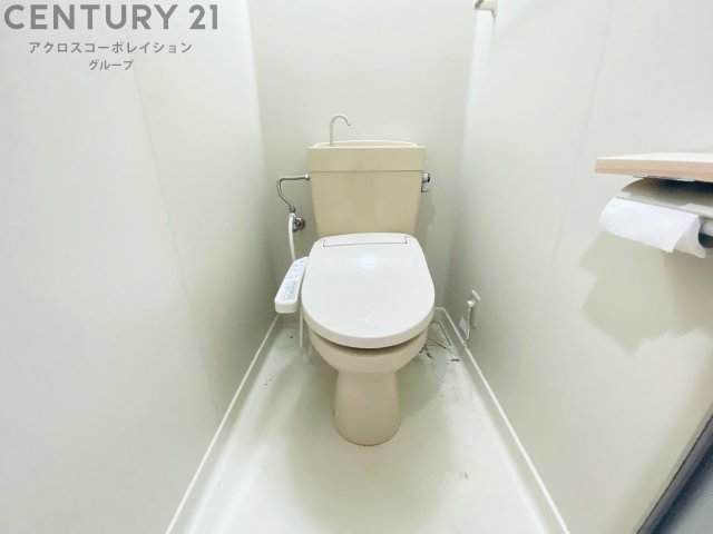 トイレ　コンパクトで使いやすいトイレです♪