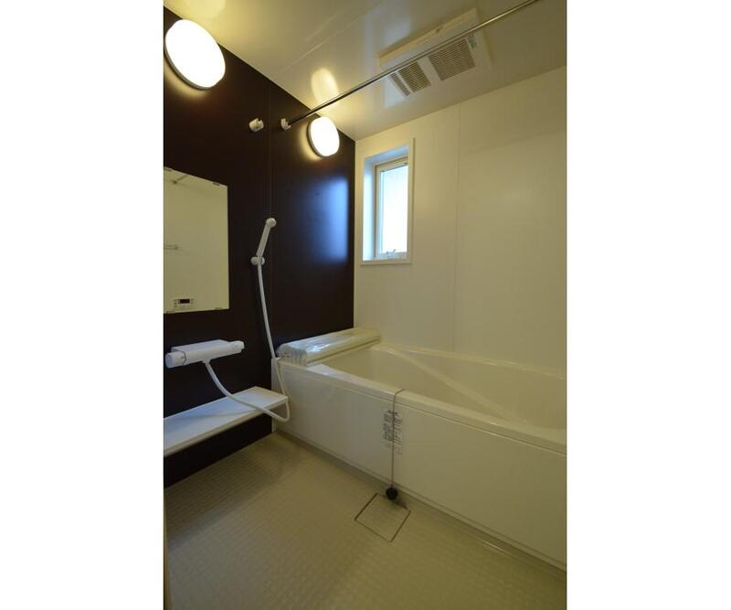 バス・シャワールーム　浴室乾燥機完備♪