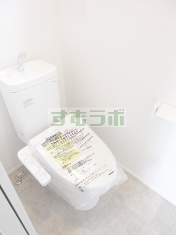 トイレ　明るいトイレで快適！