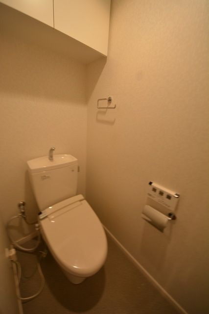 トイレ　別号室参考写真