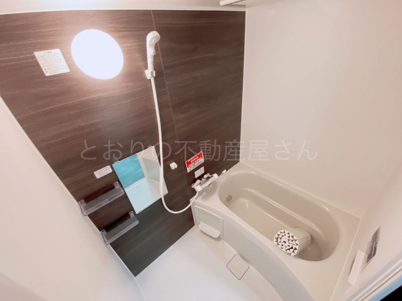 バス・シャワールーム　浴室※参考画像デザインカラーが異なる場合があります。