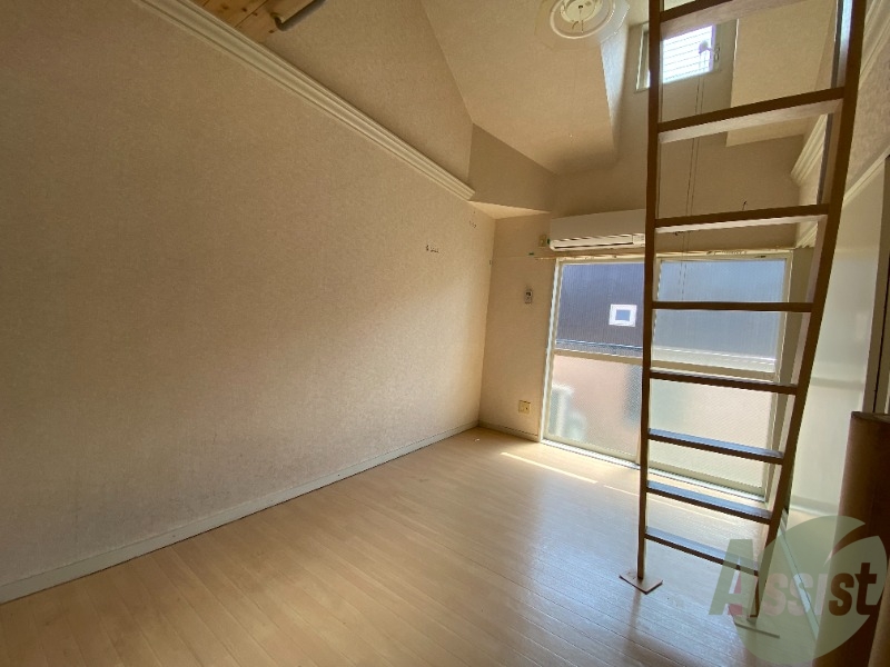 居室・リビング　洋室６帖のリビングです。とても清潔感がありますね。