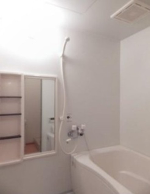 バス・シャワールーム　バスルーム