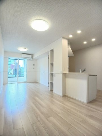 居室・リビング　おしゃれな居間です