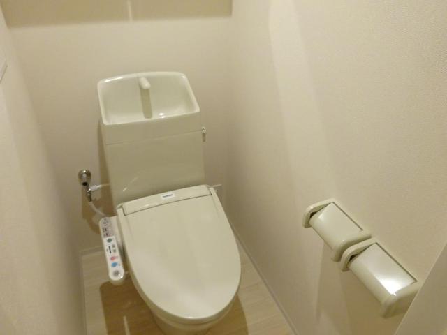 トイレ　シャワー付トイレ