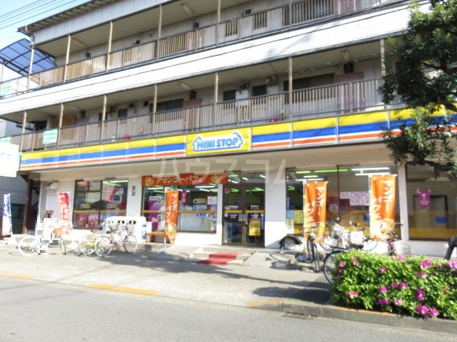 コンビニ　ミニストップ 辰沼店（コンビニ）まで1106m